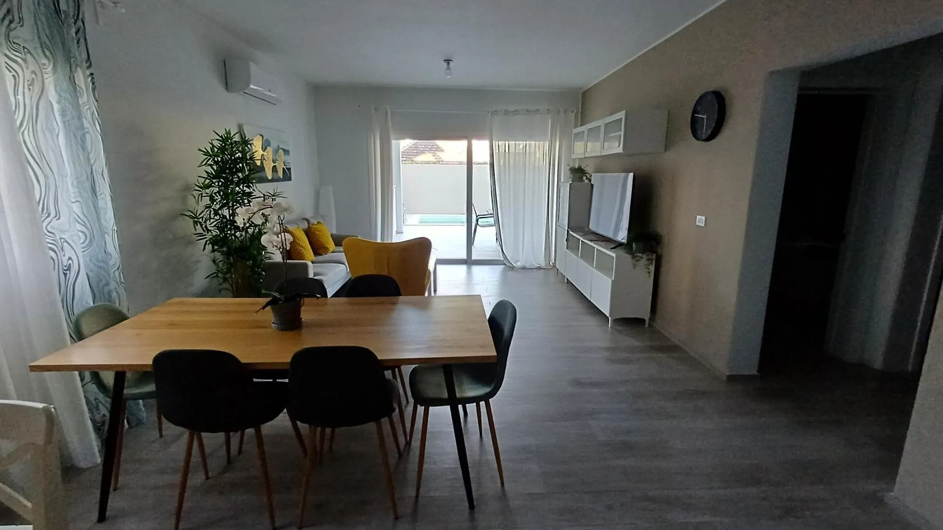 Tracadero Beach Club & Holidays Rentals 巴亚希贝