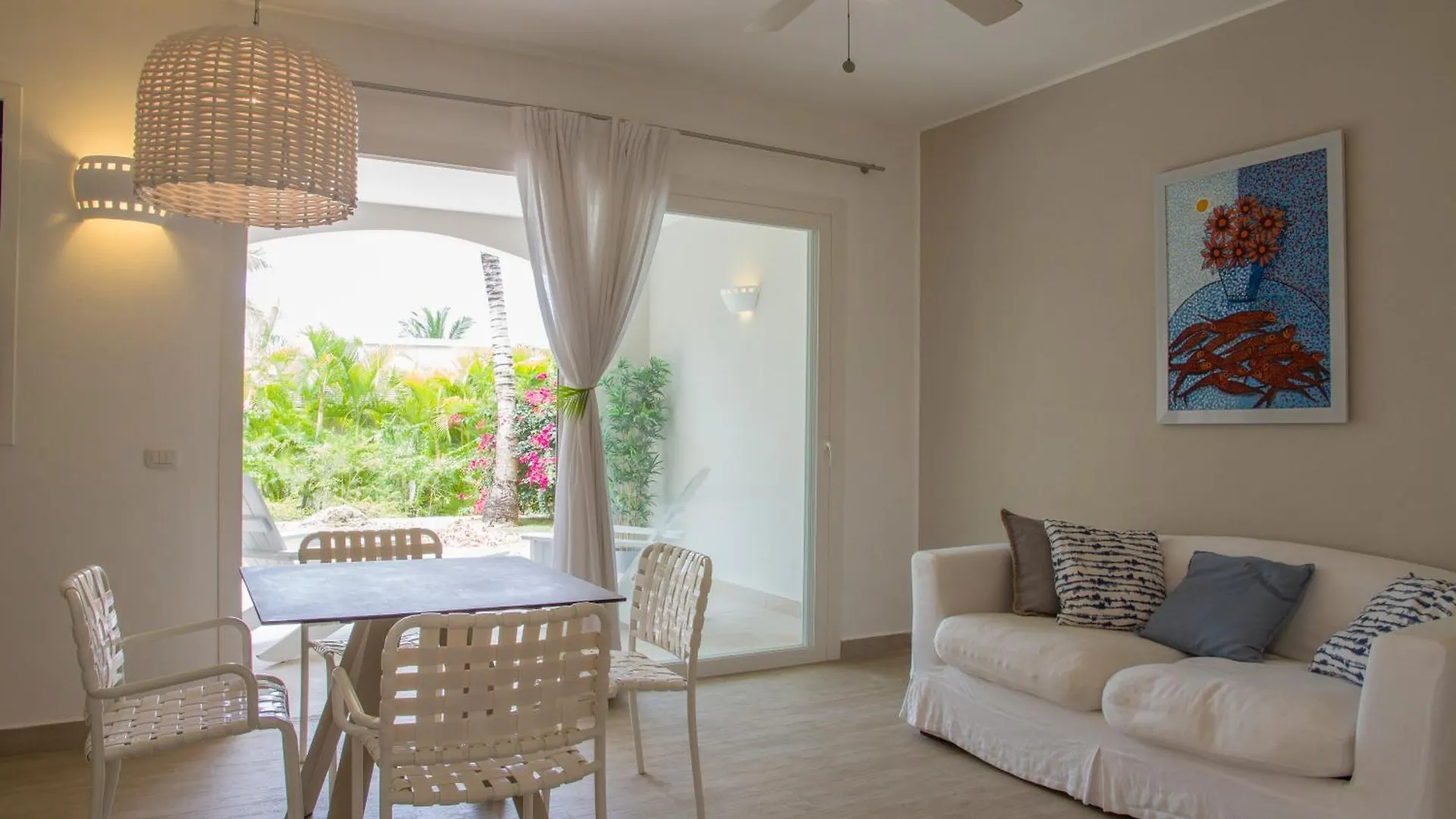 Tracadero Beach Club & Holidays Rentals Bayahibe 5*,